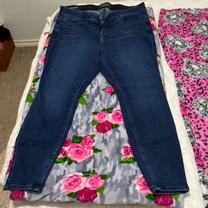 Torrid Bombshell Skinny Jeans 18S
